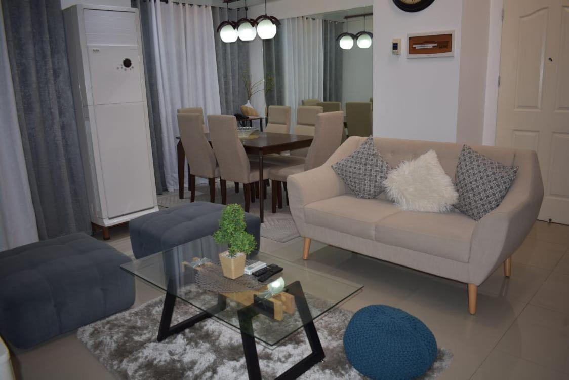 Affordable Makati Apt Manila Exterior photo