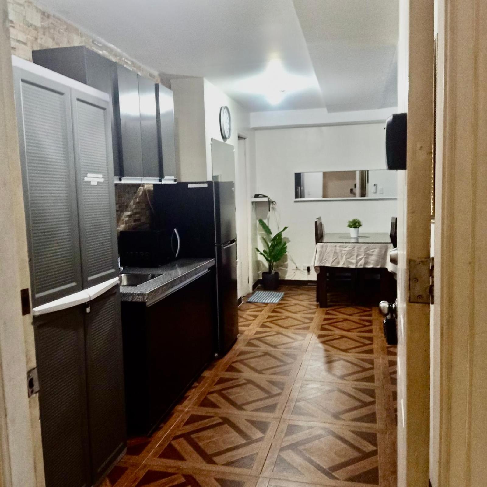 Affordable Makati Apt Manila Exterior photo